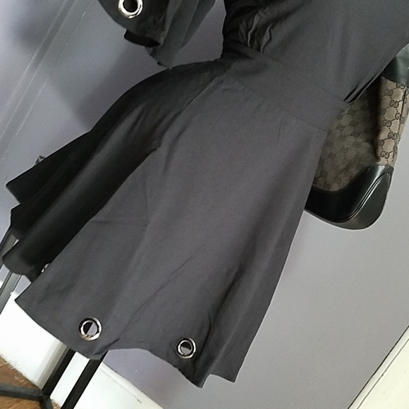 Professional Gromet Dress with a TWIST! Gromets! - Picture 3 of 8